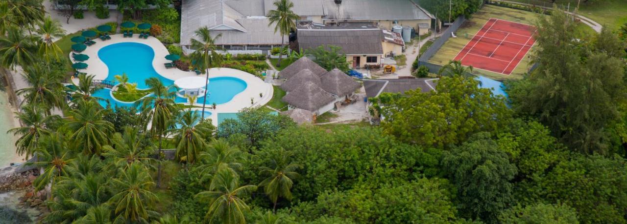 Equator Village Resort Addu Atoll Exterior foto